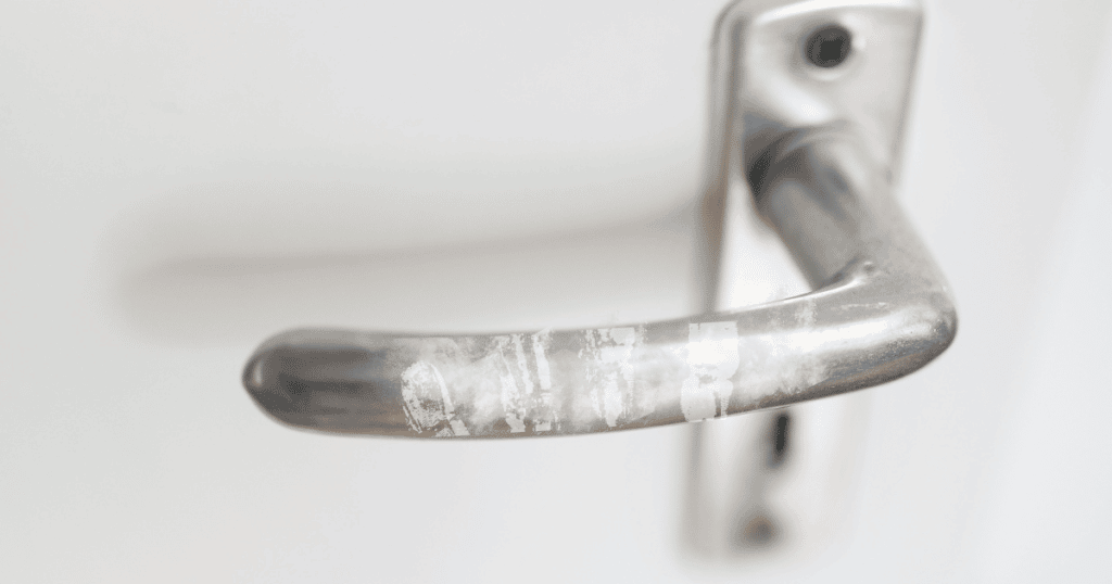 7 FoolProof Ways to Find Out If Someone Has Opened Your Door