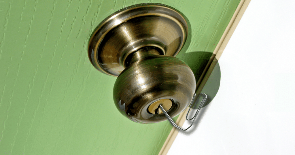 4 Methods How to Unlock a Door With a Hole? Serious Home Security