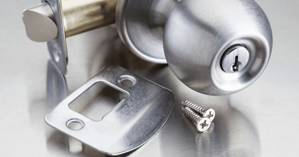 How to Fix a Doorknob That Turns But Won't Open