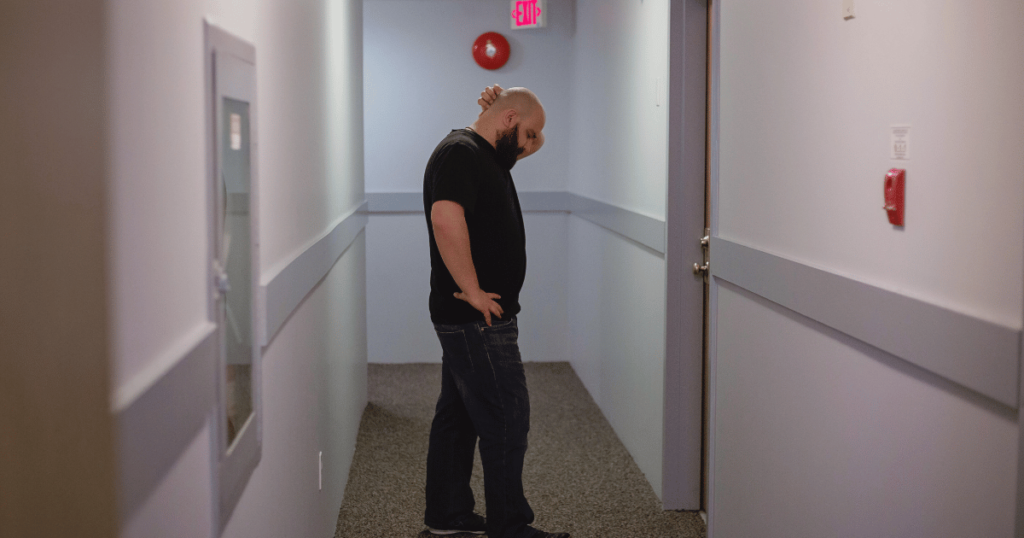 person waiting at door because Vivint doorbell is not ringing